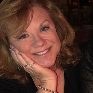 Meet your Posher, Genny